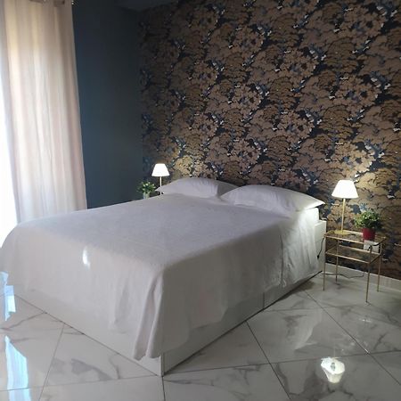 Linda'S Guest House Roma Dış mekan fotoğraf